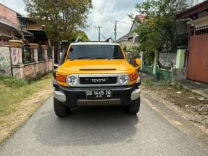 Jual bekas Fj cuiser 2016 pmkain nik 2015 tangan pertama,lokasi di 