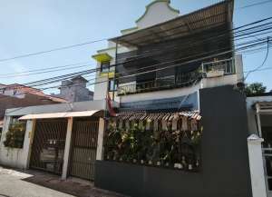 FOR SALE HOUSE in SURABAYA lokasi di ketabang, tersedia melalui melalui situs Lamudi