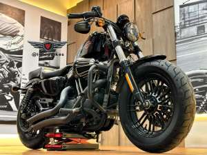 Jual bekas Harley Sportster 48 Hitam 2021,lokasi di Tenggilis Mejoyo