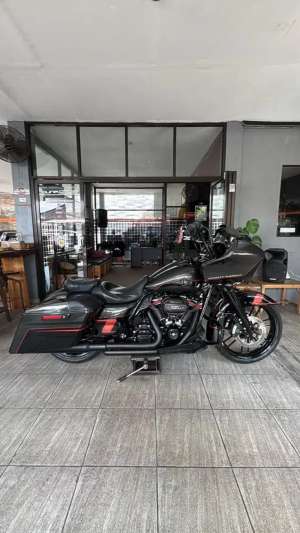 Jual bekas HD Roadglide CVO 2018,lokasi di Dalung
