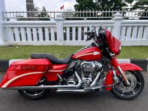 Jual bekas HD Street Glide CVO 2010,lokasi di Tawang