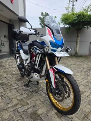 Jual bekas Honda Africa Twin 1100 DCT 2022,lokasi di Purwokerto Utara