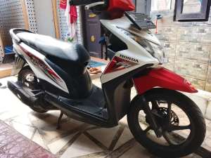 Jual bekas Honda Beat FI Espstater halus 2016 Mulus Orisinil,lokasi di Cicendo