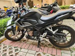 Jual bekas Honda CB150R v4 2022,lokasi di Pancoran