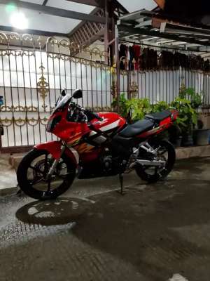Jual bekas Honda CBR 150 old Thailand,lokasi di Rawalumbu