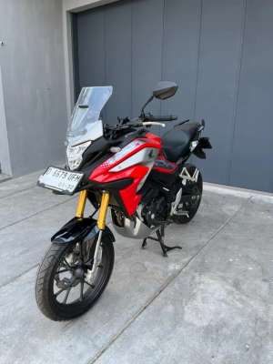 Jual bekas Honda cbx 150 new 2025 mulus seperti baru,lokasi di Ujung Berung
