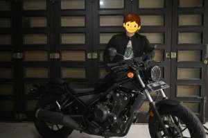 Jual bekas Honda CMX 500 REBEL, Warna Hitam,lokasi di Pakuwon