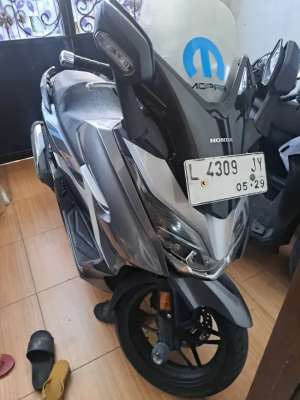 Jual bekas Honda Forza 250 Gantengnya Maksimal,lokasi di Bulak