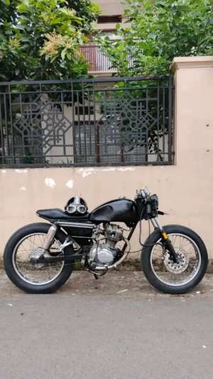 Jual bekas Honda gl 125 tahun 1981,lokasi di Sukawening