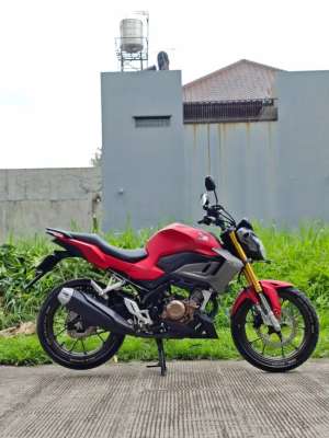Jual bekas HONDA NEW CB 150R MERAH 2023 KM 4K PAJAK PANJANG SIAP GAS,lokasi di Kebon Jeruk