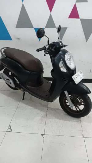 Jual bekas Honda New Scoopy Prestige Keyles 2024 Dp.1jt,lokasi di Semarang Timur