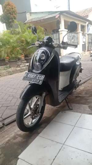 Jual bekas Honda Scoopy 2011,lokasi di Cipondoh