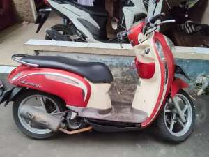 Jual bekas Honda Scoopy 2013,lokasi di Ciputat Timur