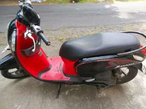 Jual bekas Honda Scoopy FI 2013,lokasi di Gubeng