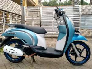 Jual bekas Honda scoopy lengkap motor sehat walafiat keterangan detail dibawah,lokasi di Curug