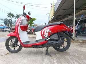 Jual bekas Honda Scoopy pajak hidup,lokasi di Curug