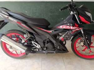 Jual bekas Honda sonic 2024 pemakaian istimewah,lokasi di Lamongan
