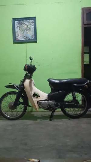Jual bekas Honda supercup c800 engkel,lokasi di Pare