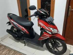 Jual bekas Honda Vario 110 Th 2011 Super Mulus Sehat Terawat Pajak Hidup Panjang,lokasi di Pesanggrahan