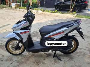 Jual bekas Honda Vario 125 cbs 2017 cash credit,lokasi di Gading Serpong