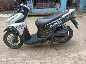 Jual bekas Honda vario 125 tahun 2015,lokasi di Jatiasih