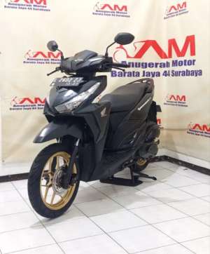 Jual bekas Honda vario 150 Exl Tahun 2017 velk gold,lokasi di Gubeng