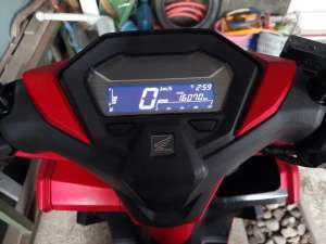 Jual bekas Honda Vario 160 Tahun 2022 Merah Istimewa,lokasi di Antapani (Cicadas)