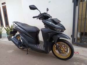 Jual bekas Honda vario led new 150 2018 kyles pajak hidup,lokasi di Kebon Jeruk