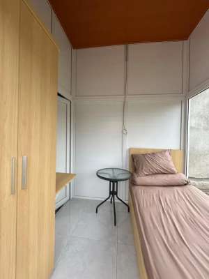 HOT HN JUAL Kosan Serpong 6 KAMAR Dekat KAMPUS UNPAM 2 Kost Baru, FULL FURNISHED di Tangerang DIJUAL lokasi di Setu, tersedia melalui melalui situs Olx