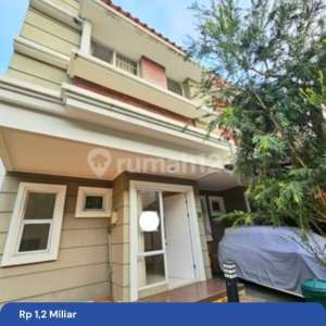 Hunian Minimalis Cluster Amarillo Gading Serpong Kondisi Sangat Bagus , tersedia melalui melalui situs Rumah123