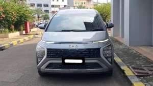 Jual bekas Hyundai stargazer trend essential 2024 abu,lokasi di 