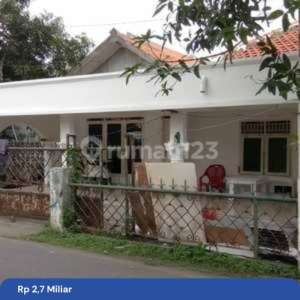 Investasi Menguntungkan Rumah Kos-an 5 Kamar2 Kios Di Kedaung - Daan Mogot , tersedia melalui melalui situs Rumah123