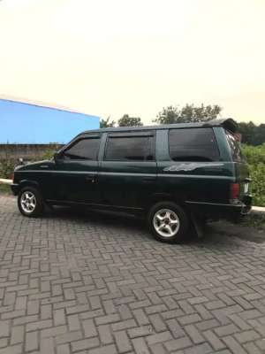 Jual bekas Isuzu Panther 2.3 Solar Tahun 1995,lokasi di 