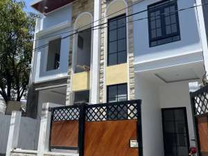 JAMINAN MURAH RUMAH KEPUTIH BHAKTI ITS HANG TUAH lokasi di Mulyorejo, tersedia melalui melalui situs Olx