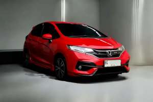 Jual bekas Jazz RS automatic 2017 Facelift,lokasi di 