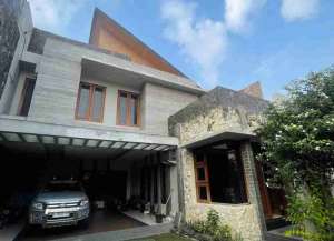 Jl Raya Bibis Karah, Jambangan, Surabaya lokasi di karah, tersedia melalui melalui situs Lamudi