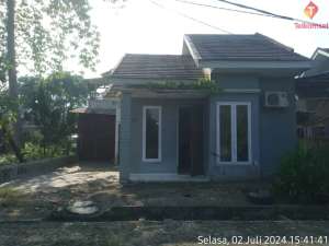 Jual Cepat Rumah harga murah Villa Maharaja Pekanbaru Sudirman lokasi di Bukit Raya, tersedia melalui melalui situs Olx