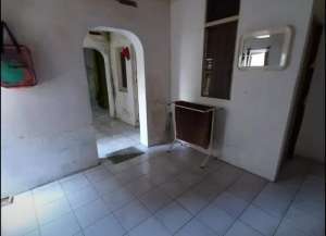 JUAL CEPAT RUMAH KOST MURAH PERLU RENOVASI DI DAGO DEKAT ITB UNPAD lokasi di ",
          price: `1300000000`,
          currency: `IDR`
    };


    let pageData = {
        viewPhoneModalField: , tersedia melalui melalui situs Lamudi