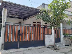 Jual Cepat Rumah Minimalis di Perum Permata Tangerang, Posisi Di Sudut lokasi di Pasar Kemis, tersedia melalui melalui situs Olx