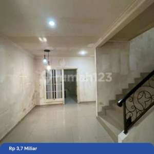 Jual Cepat Rumah PIK1 Kenari Golf 6x16 Unfurnish Bisa KPR , tersedia melalui melalui situs Rumah123