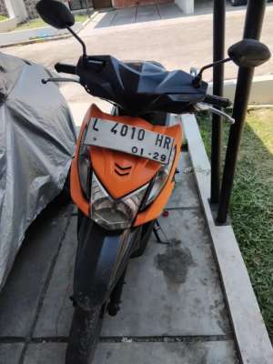 Jual bekas Jual honda beat 2013 akhir,lokasi di Krian