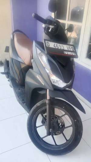 Jual bekas Jual honda beat deluxe idlink 2022,lokasi di Bojongsoang