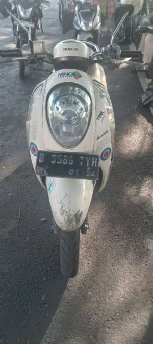 Jual bekas JUAL HONDA SCOOPY TH 2013,lokasi di Pulo Gadung