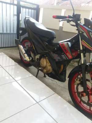 Jual bekas Jual motor satria fu karbu,lokasi di Kramat Jati