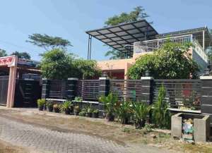 jual murahrumah 2 lantaihunian asri di pojok Wates Kediri350meter k jln raya Ngadiluwih Wates lokasi di ",
          price: `650000000`,
          currency: `IDR`
    };


    let pageData = {
        viewPhoneModalField: , tersedia melalui melalui situs Lamudi