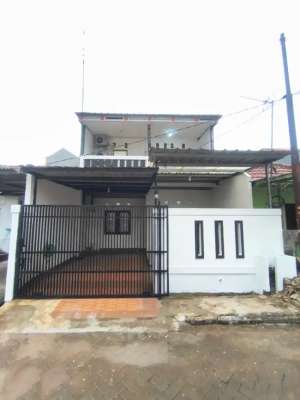 JUAL RUMAH 2 LANTAI AKSES PERUMAHAN lokasi di Jatiasih, tersedia melalui melalui situs Olx