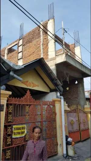 Jual Rumah Bangunan Setengah Jadi Lokasi Bubutan Surabaya Pusat KOTA lokasi di Bubutan, tersedia melalui melalui situs Olx