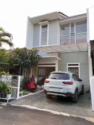 Jual Rumah cantik di Pesona Ciganitri bojongsoang dekat Universitas telkom, Transmart buah batu bandung lokasi di Dayeuhkolot, tersedia melalui melalui situs Olx