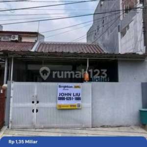 Jual Rumah Casa Jardin Full Renov 2022 , tersedia melalui melalui situs Rumah123