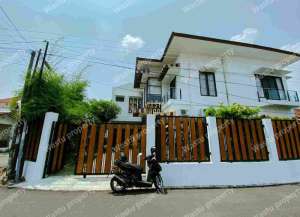 JUAL RUMAH DI BACIRO DEKAT STASIUN LEMPUYANGAN lokasi di gondokusuman, tersedia melalui melalui situs Lamudi